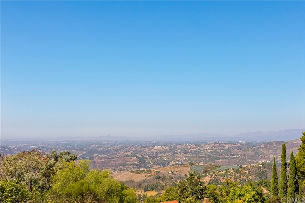 1022 Rainbow Crest Road Fallbrook, CA 92028 - Photo 10 of 45