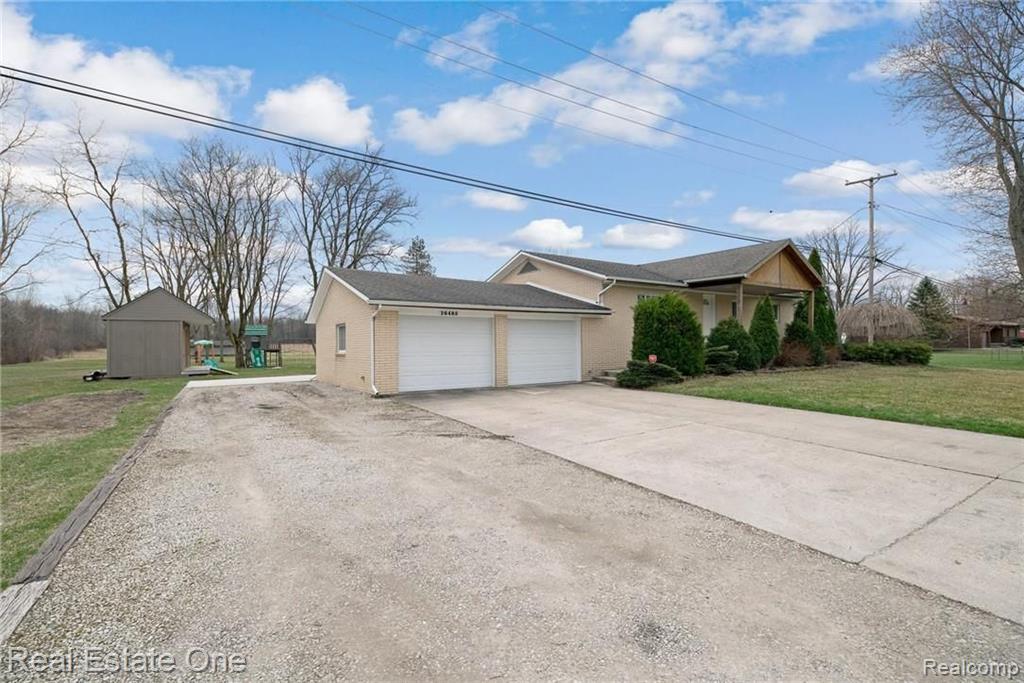 26485 Sibley Road Romulus, MI 48174 - Photo 3 of 50