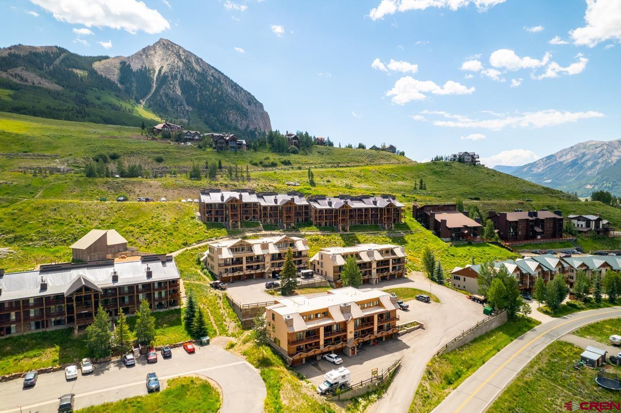 20 Hunter Hill Road, Unit 207 Crested Butte, CO 81225 - Photo 13 of 35 Gallery Image 13