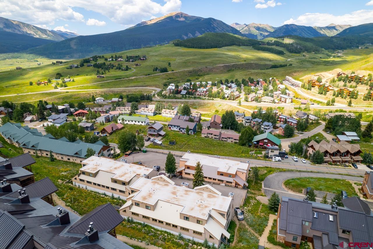20 Hunter Hill Road, Unit 207 Crested Butte, CO 81225 - Photo 14 of 35 Gallery Image 14