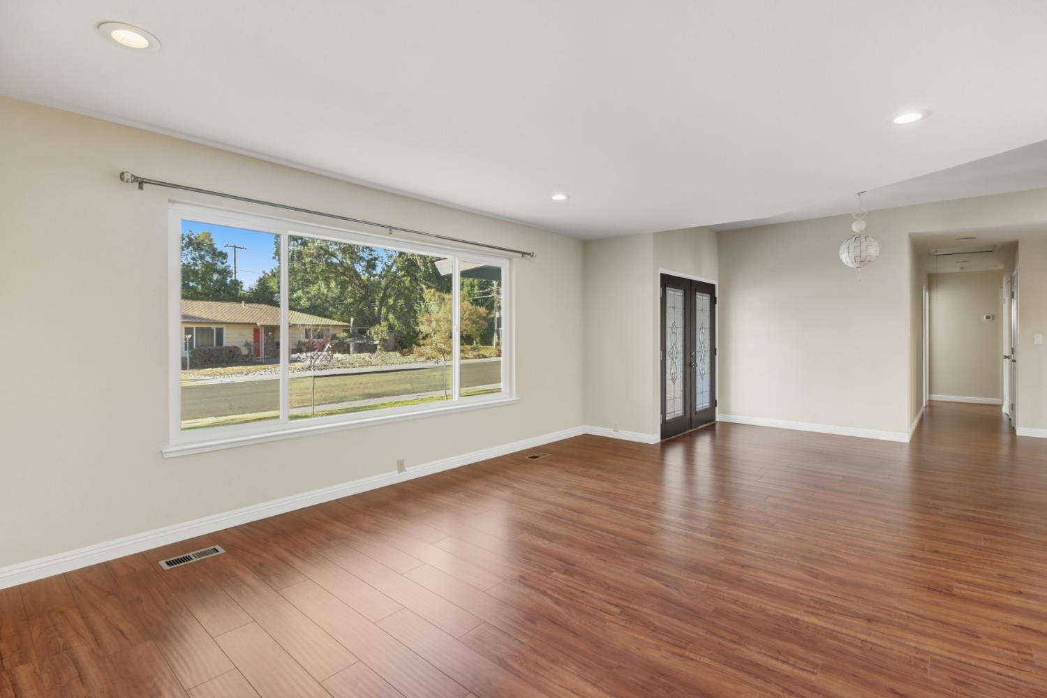 1540 Gregory Way Carmichael, CA 95608 - Photo 5 of 71