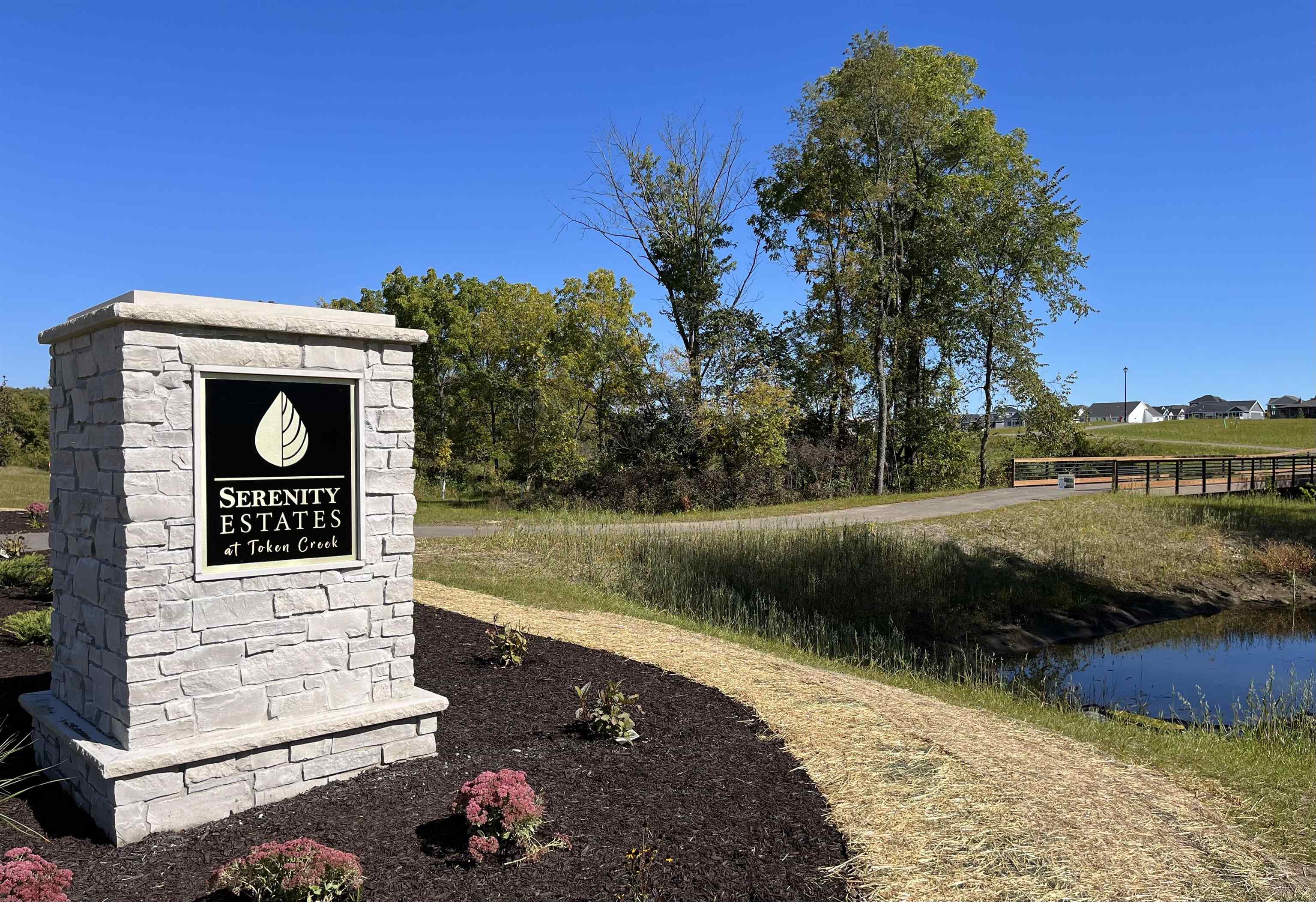 2308 Lonnie Lane Sun Prairie, WI 53590 - Photo 8 of 9