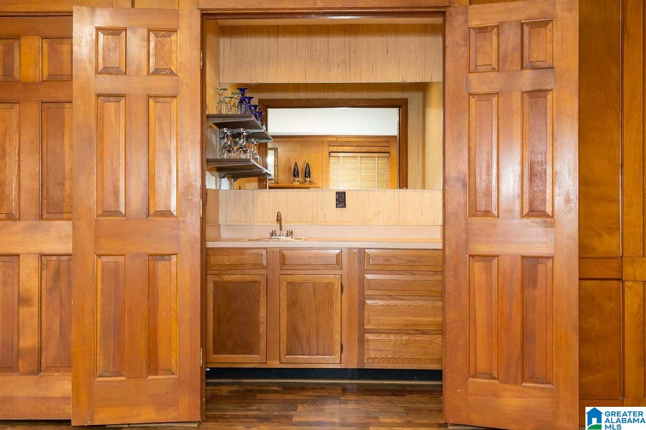 1012 Willowbrook Road Birmingham, AL 35215 - Photo 15 of 27