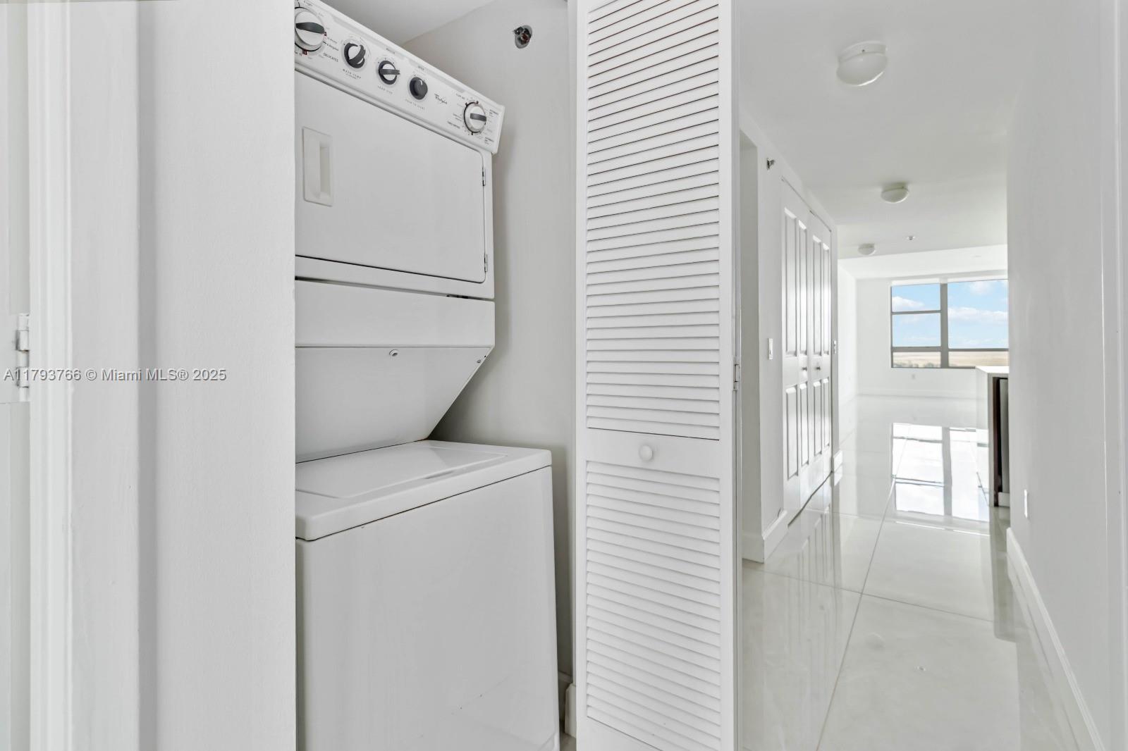 2681 North Flamingo Road, Unit 1808S Sunrise, FL 33323 - Photo 35 of 55