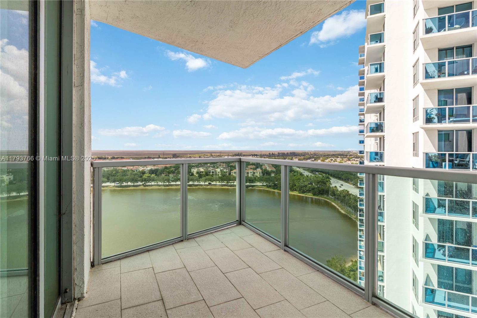 2681 North Flamingo Road, Unit 1808S Sunrise, FL 33323 - Photo 36 of 55