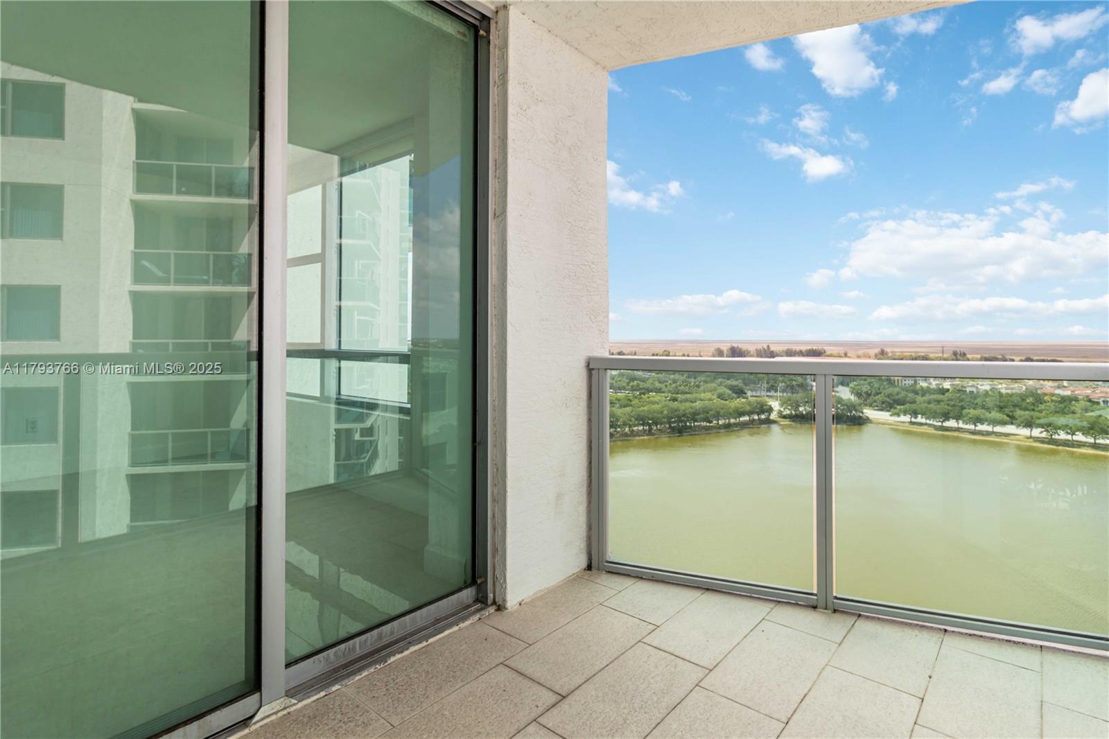 2681 North Flamingo Road, Unit 1808S Sunrise, FL 33323 - Photo 37 of 55