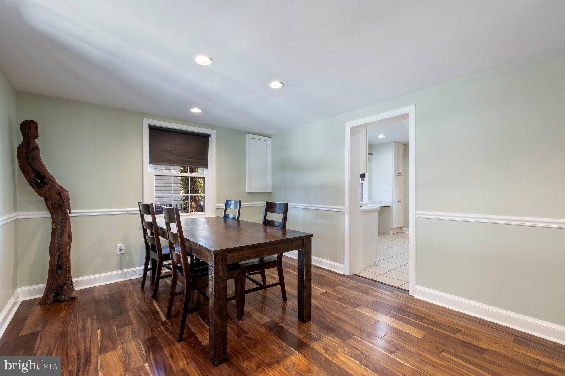 9424 Old Georgetown Road Bethesda, MD 20814 - Photo 8 of 42 Gallery Image 8