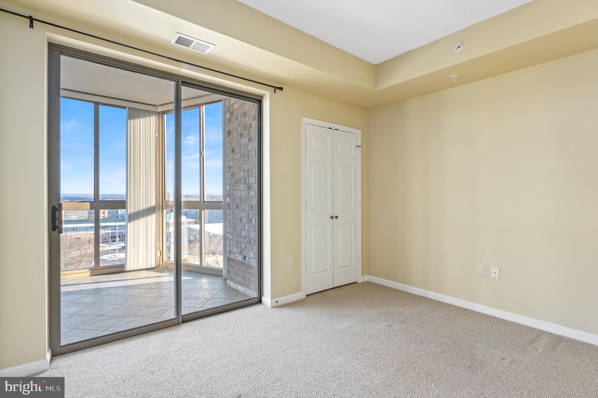 19355 Cypress Ridge Terrace, Unit 406 Leesburg, VA 20176 - Photo 7 of 32