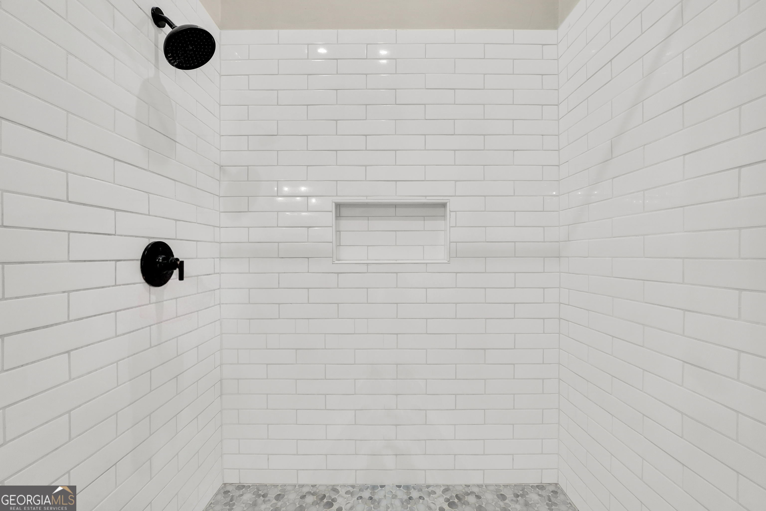 263 Julia Street Monticello, GA 31064 - Photo 33 of 49 a bathroom with a shower