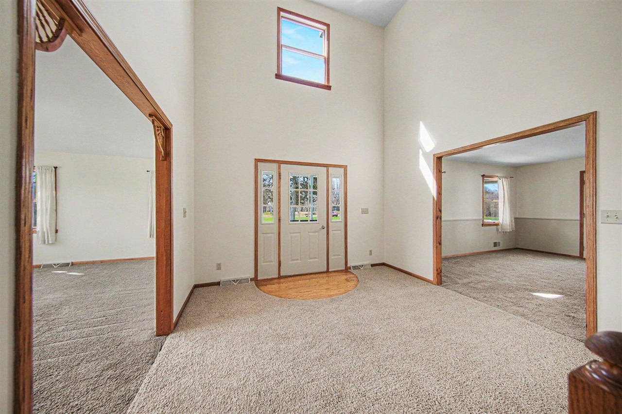 4001 Hoyer Road Jackson, MI 49201 - Photo 5 of 53