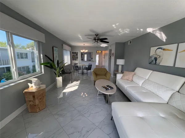 $200,000 | 2151 Northeast 42nd Court, Unit 237, Lighthouse Point, FL 33064