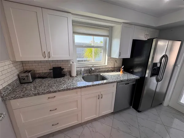 $200,000 | 2151 Northeast 42nd Court, Unit 237, Lighthouse Point, FL 33064