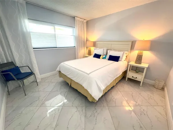 $200,000 | 2151 Northeast 42nd Court, Unit 237, Lighthouse Point, FL 33064