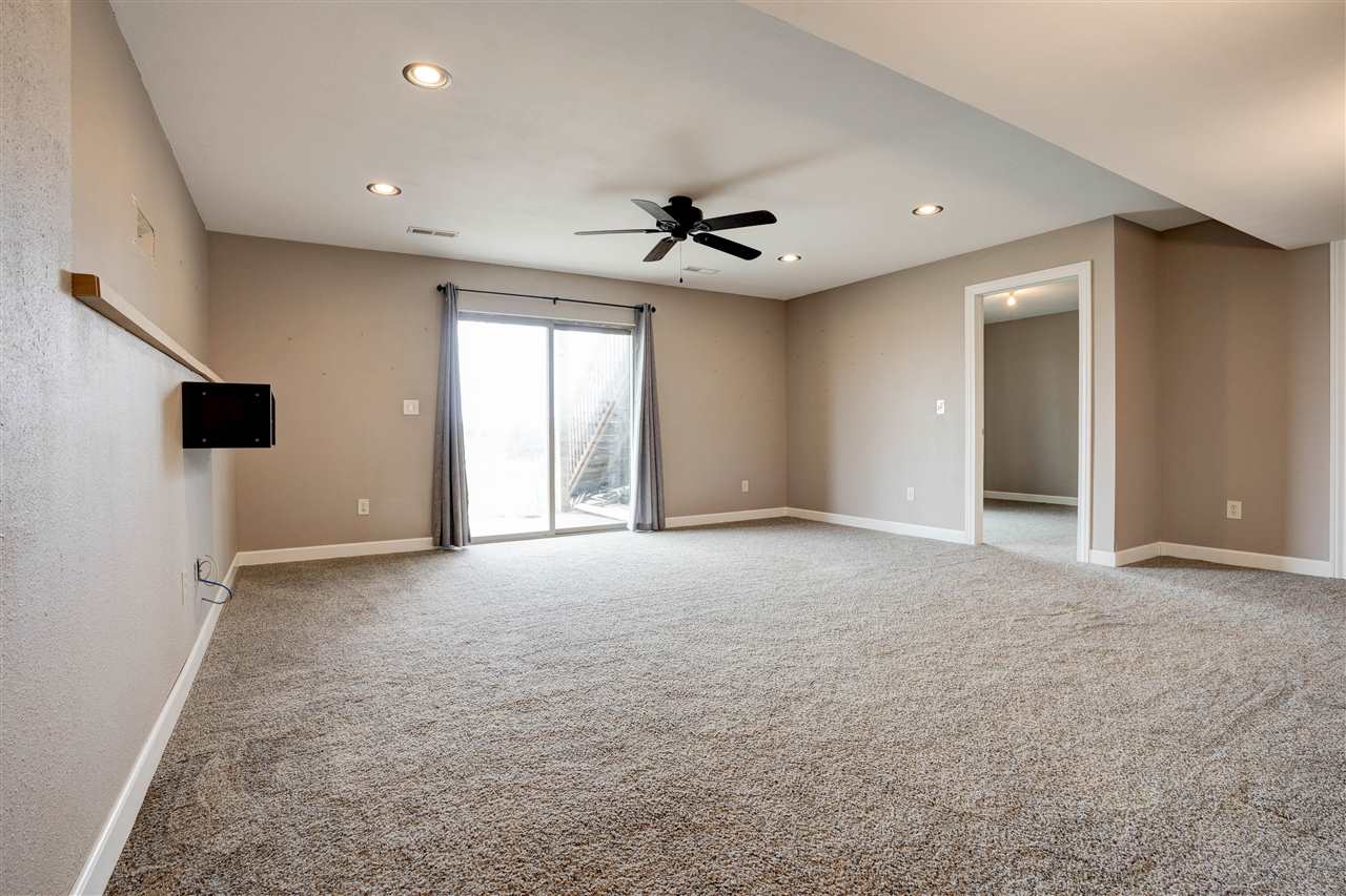 220 South Park Ridge Road North Liberty, IA 52317 - Photo 31 of 40 Gallery Image 31