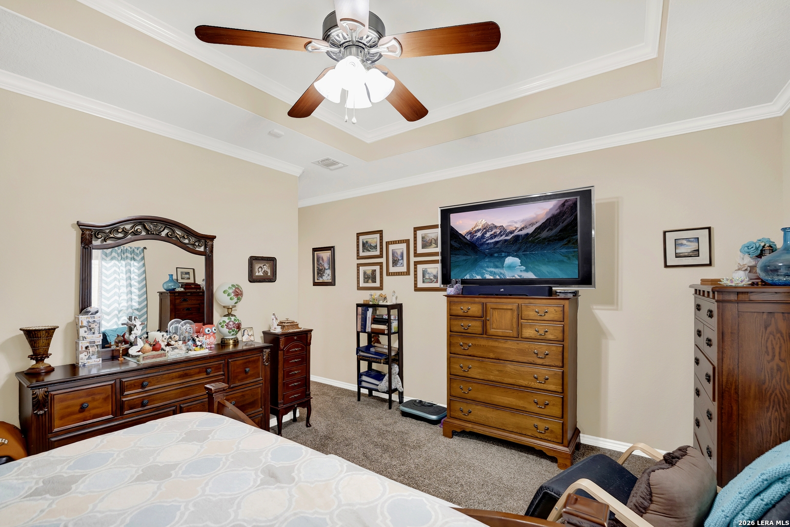 11669 Flores Avenue LaCoste, TX 78039 - Photo 14 of 36 a room with furniture and air hockey table