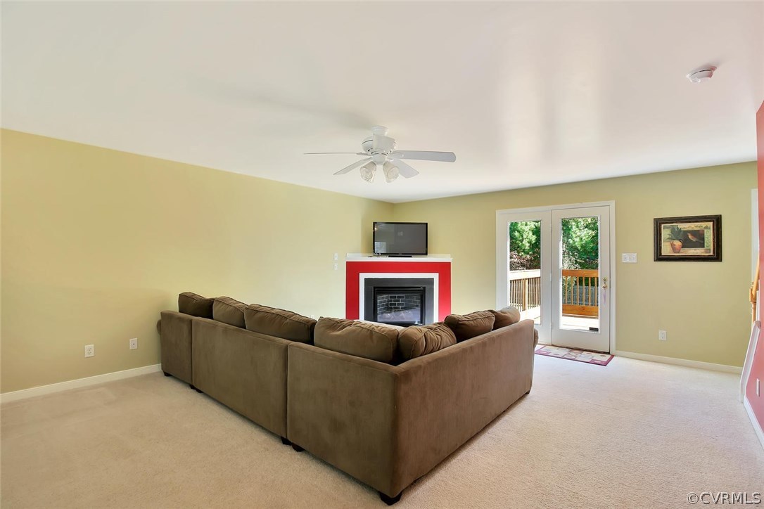 9542 Lockberry Ridge Loop North Chesterfield, VA 23237 - Photo 3 of 25 Gallery Image 3