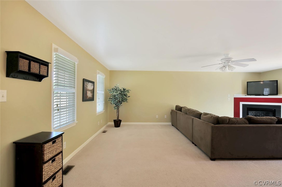 9542 Lockberry Ridge Loop North Chesterfield, VA 23237 - Photo 4 of 25 Gallery Image 4