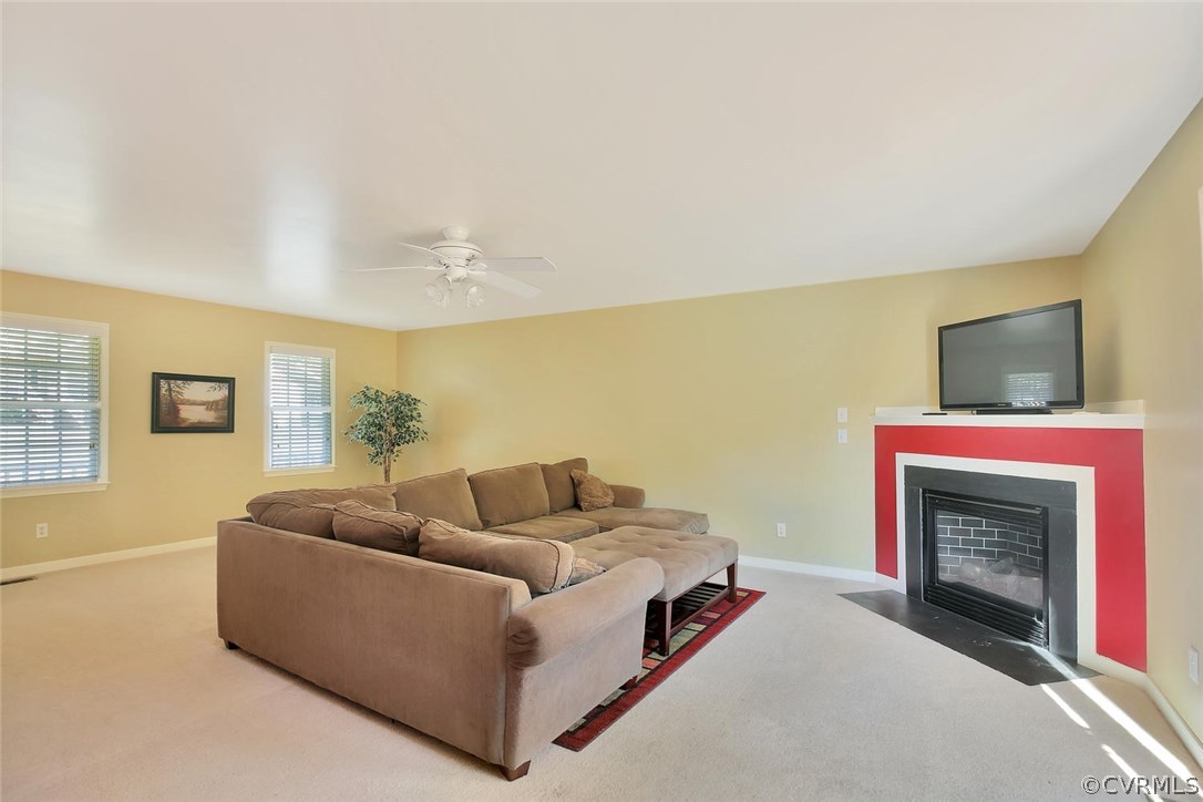 9542 Lockberry Ridge Loop North Chesterfield, VA 23237 - Photo 7 of 25 Gallery Image 7