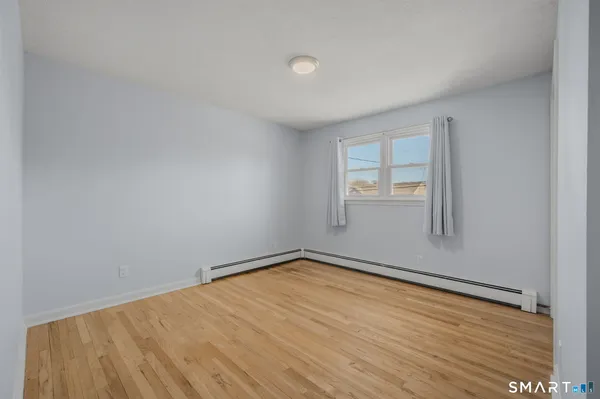 $449,900 | 536 Greenhaven Road, Stonington, CT 06379