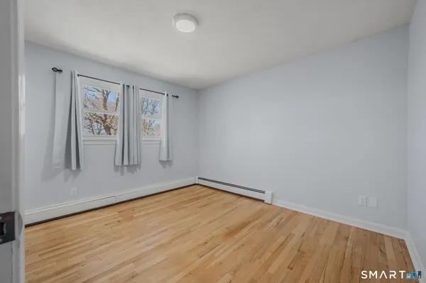 $449,900 | 536 Greenhaven Road, Stonington, CT 06379