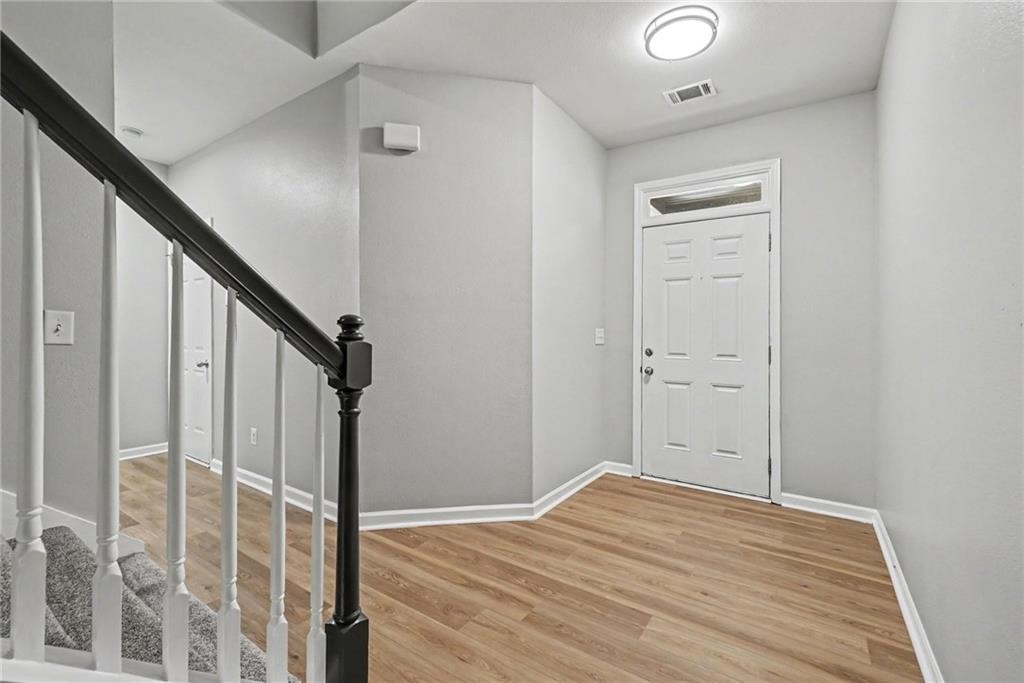 208 Ranier Ct. Canton, GA 30114 - Photo 9 of 34