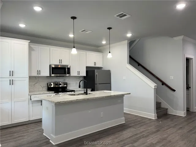 $2,780 | 1409 Ailin Drive, College Station, TX 77845