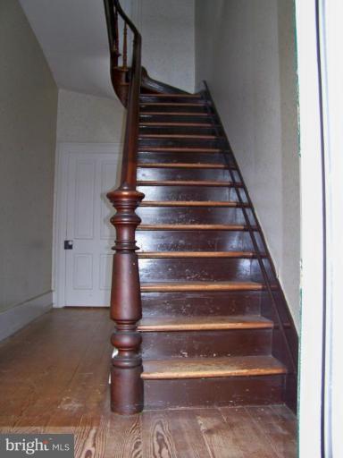 418 Mckinstrys Mill Road Union Bridge, MD 21791 - Photo 13 of 23 Staircase