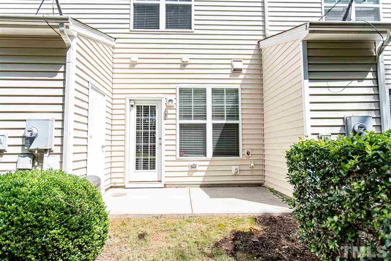 3002 Berkeley Springs Place Raleigh, NC 27616 - Photo 3 of 30