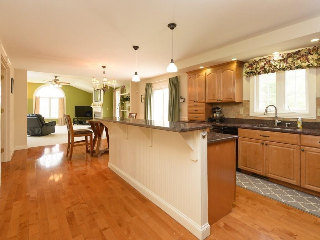 210 Brookfield Road Sturbridge, MA 01518 - Photo 11 of 28