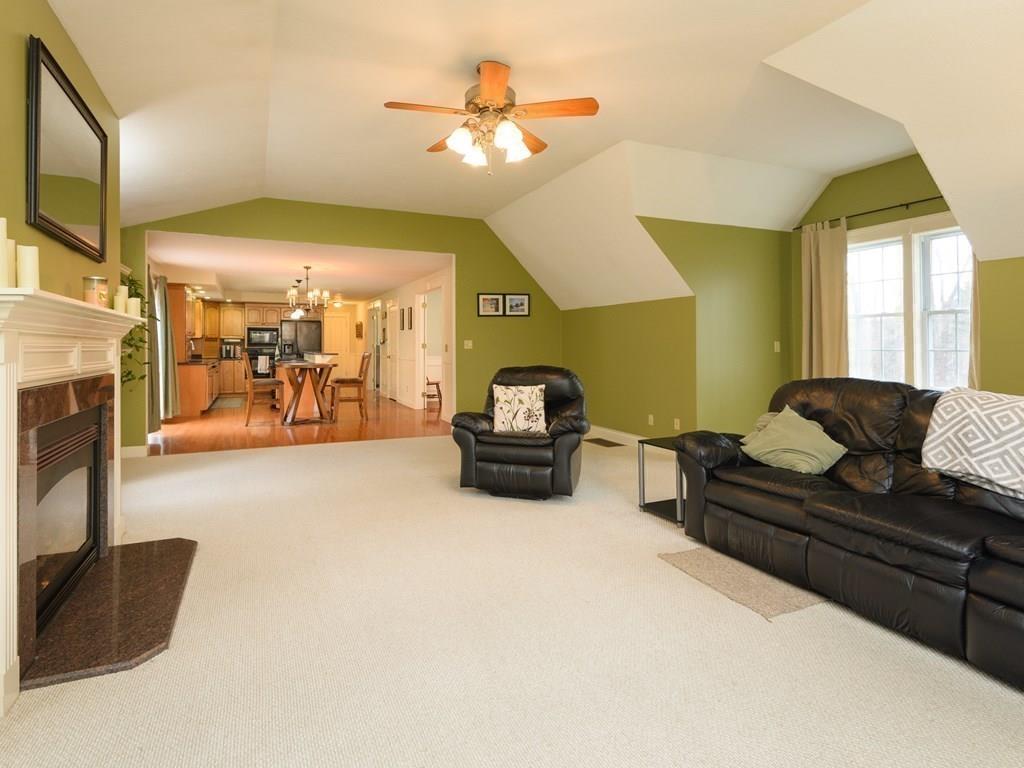 210 Brookfield Road Sturbridge, MA 01518 - Photo 18 of 28