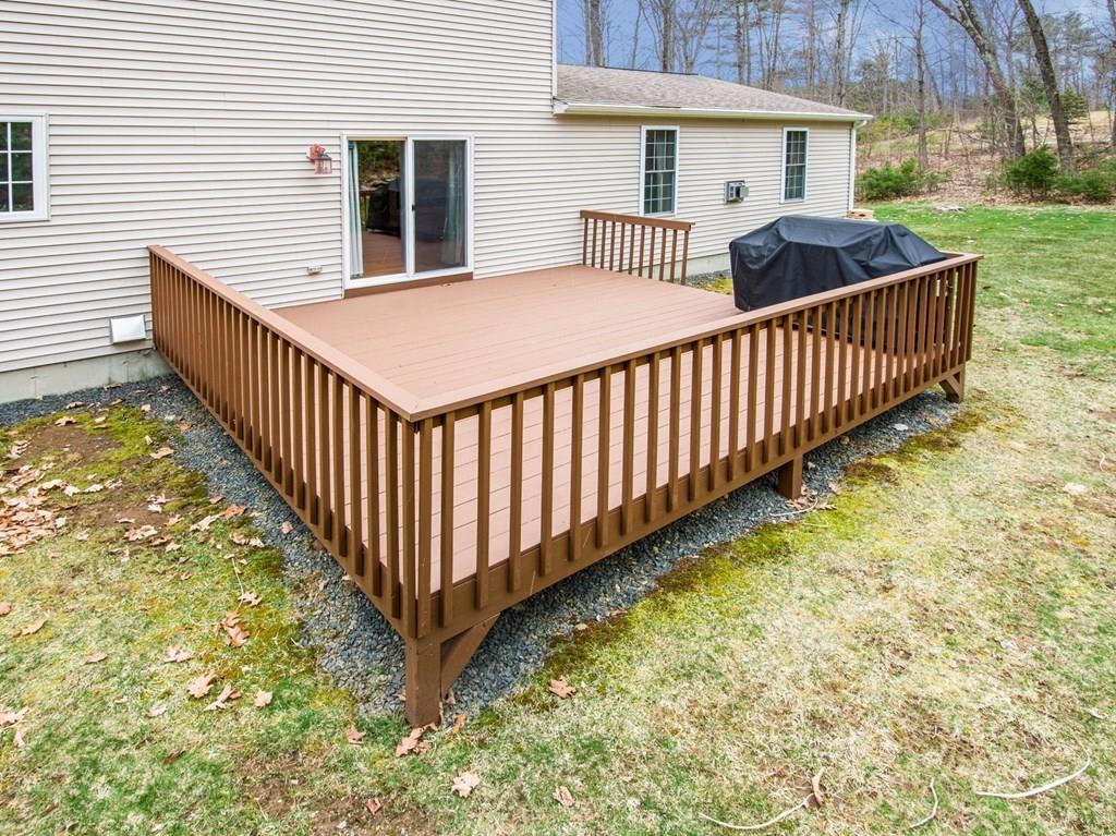 210 Brookfield Road Sturbridge, MA 01518 - Photo 7 of 28
