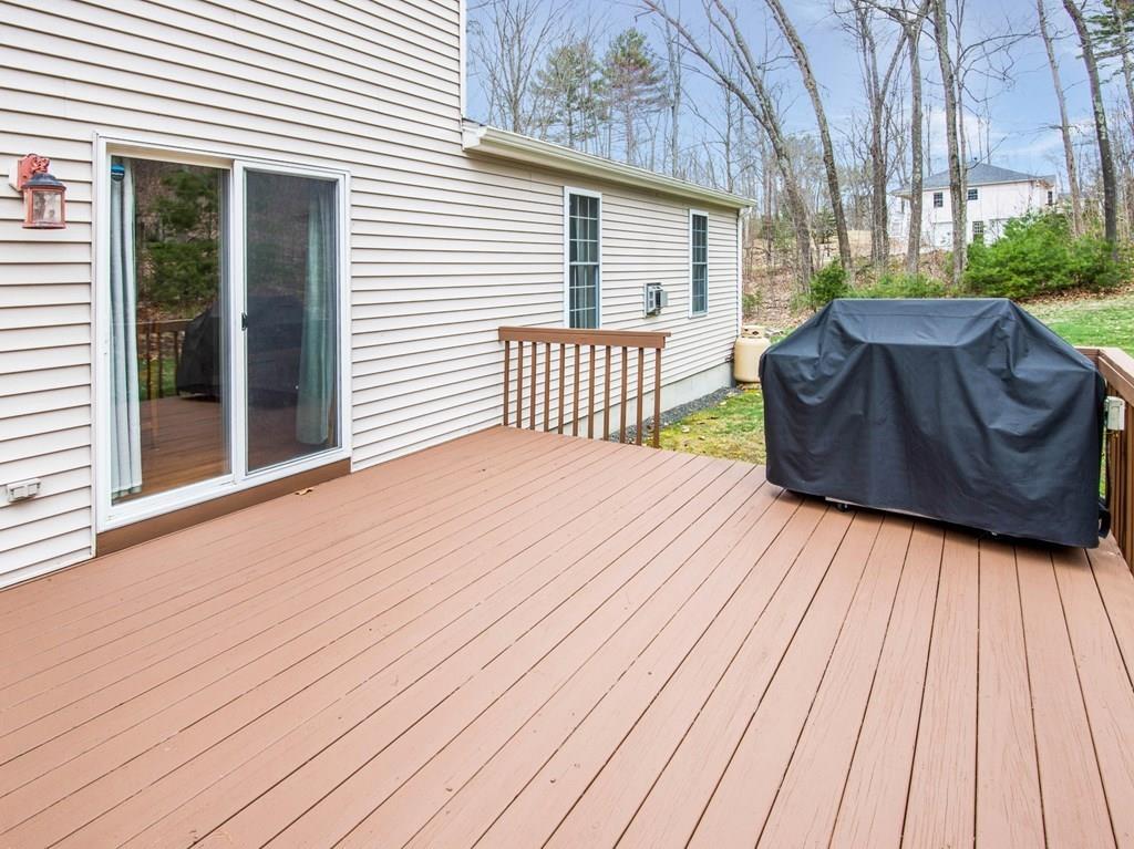 210 Brookfield Road Sturbridge, MA 01518 - Photo 8 of 28