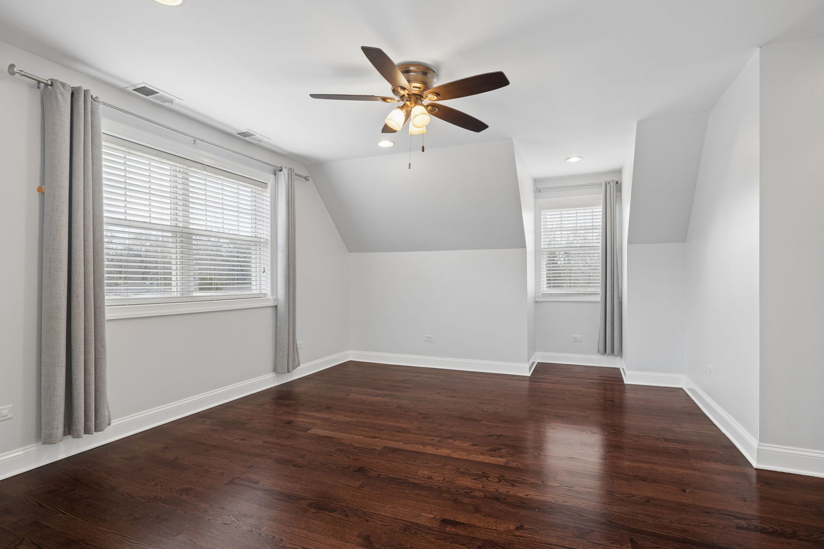 17546 Woodbrook Lane Lockport, IL 60441 - Photo 32 of 46