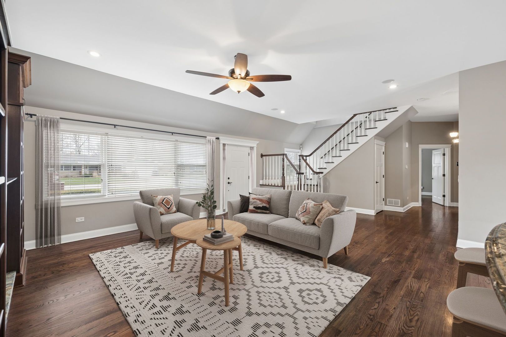 17546 Woodbrook Lane Lockport, IL 60441 - Photo 5 of 46