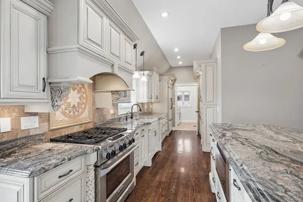 $589,000 | 17546 Woodbrook Lane, Lockport, IL 60441