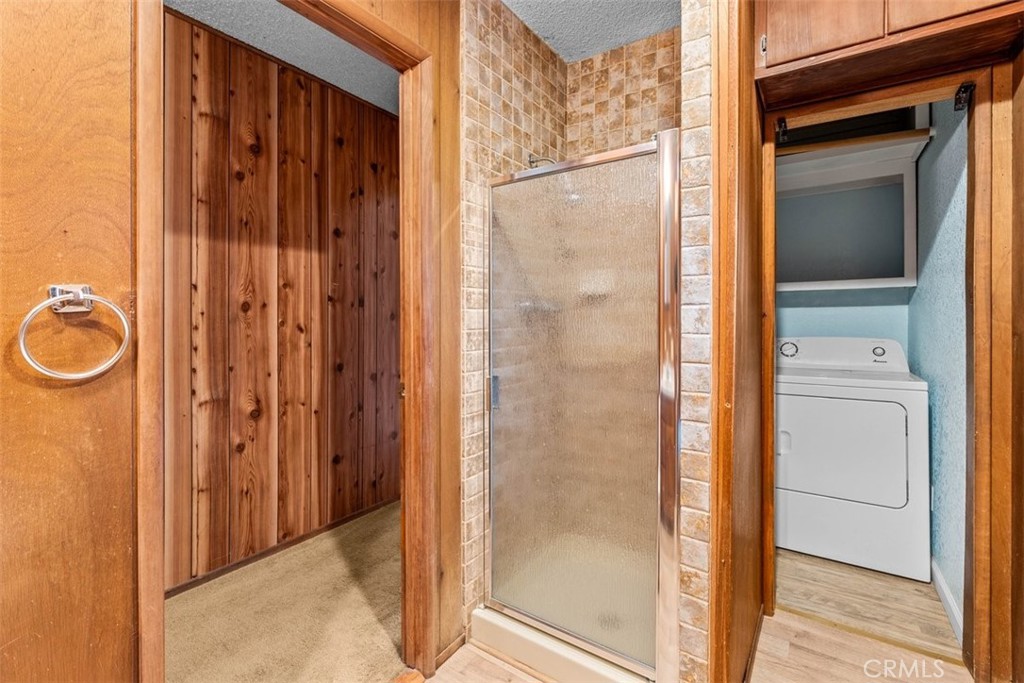 1056 Lark Road Wrightwood, CA 92397 - Photo 17 of 40 a bathroom with a shower