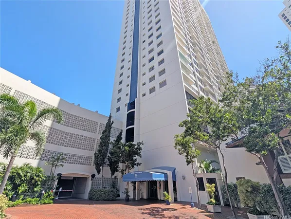 $2,200 | 400 Hobron Lane, Unit 3306, Honolulu, HI 96815