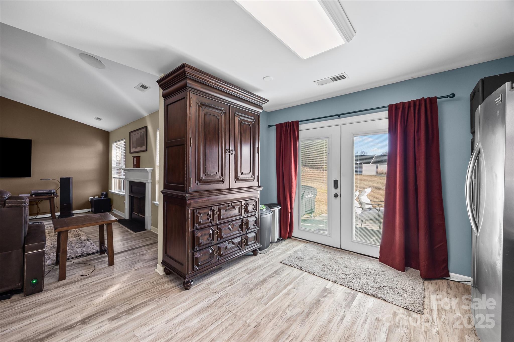 14048 Ballyshannon Lane Charlotte, NC 28278 - Photo 12 of 24