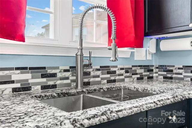 $375,000 | 14048 Ballyshannon Lane, Charlotte, NC 28278