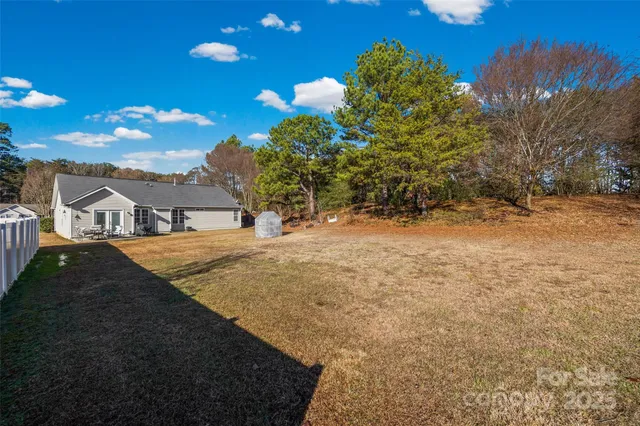 $375,000 | 14048 Ballyshannon Lane, Charlotte, NC 28278