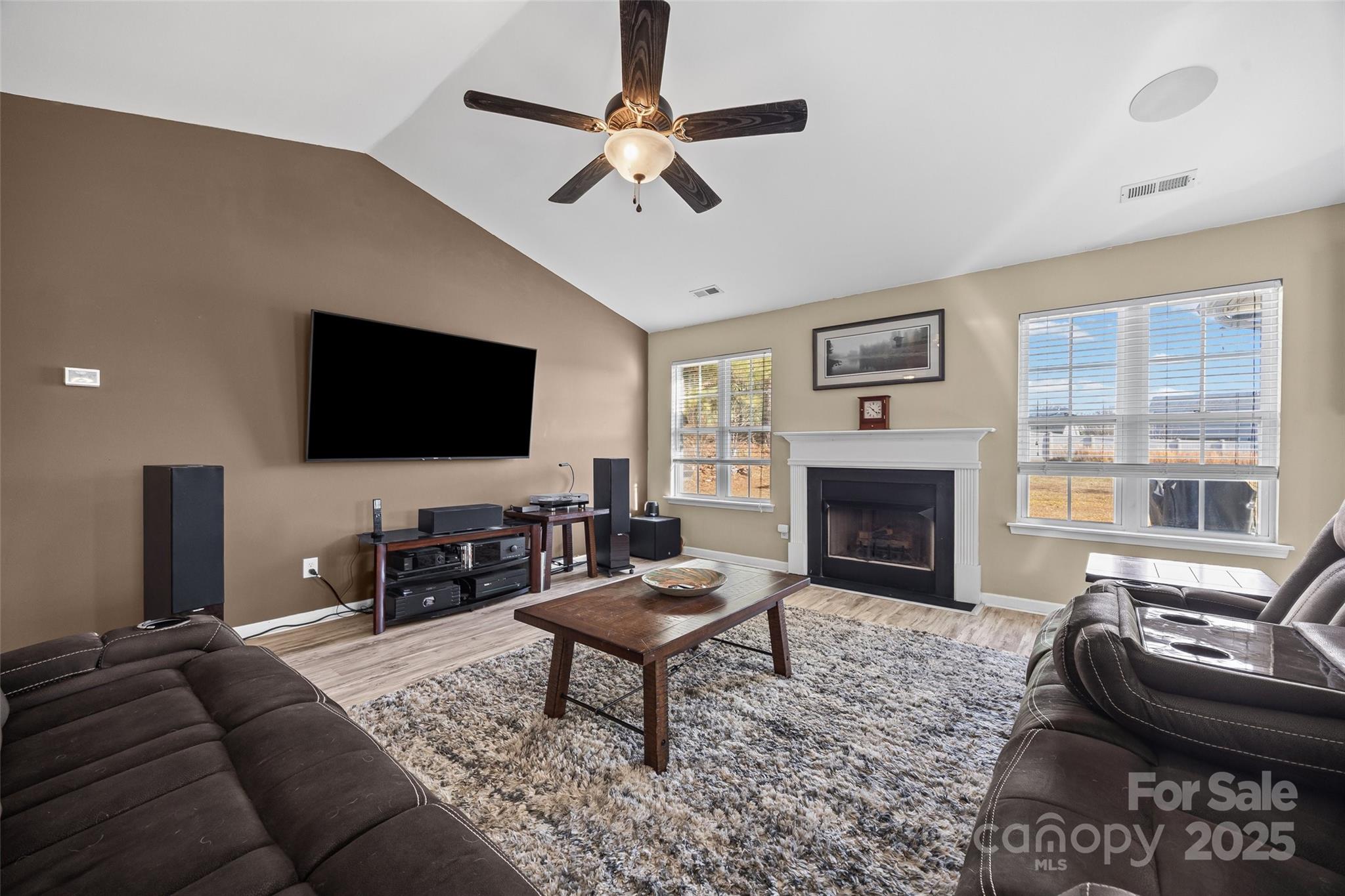 14048 Ballyshannon Lane Charlotte, NC 28278 - Photo 6 of 24