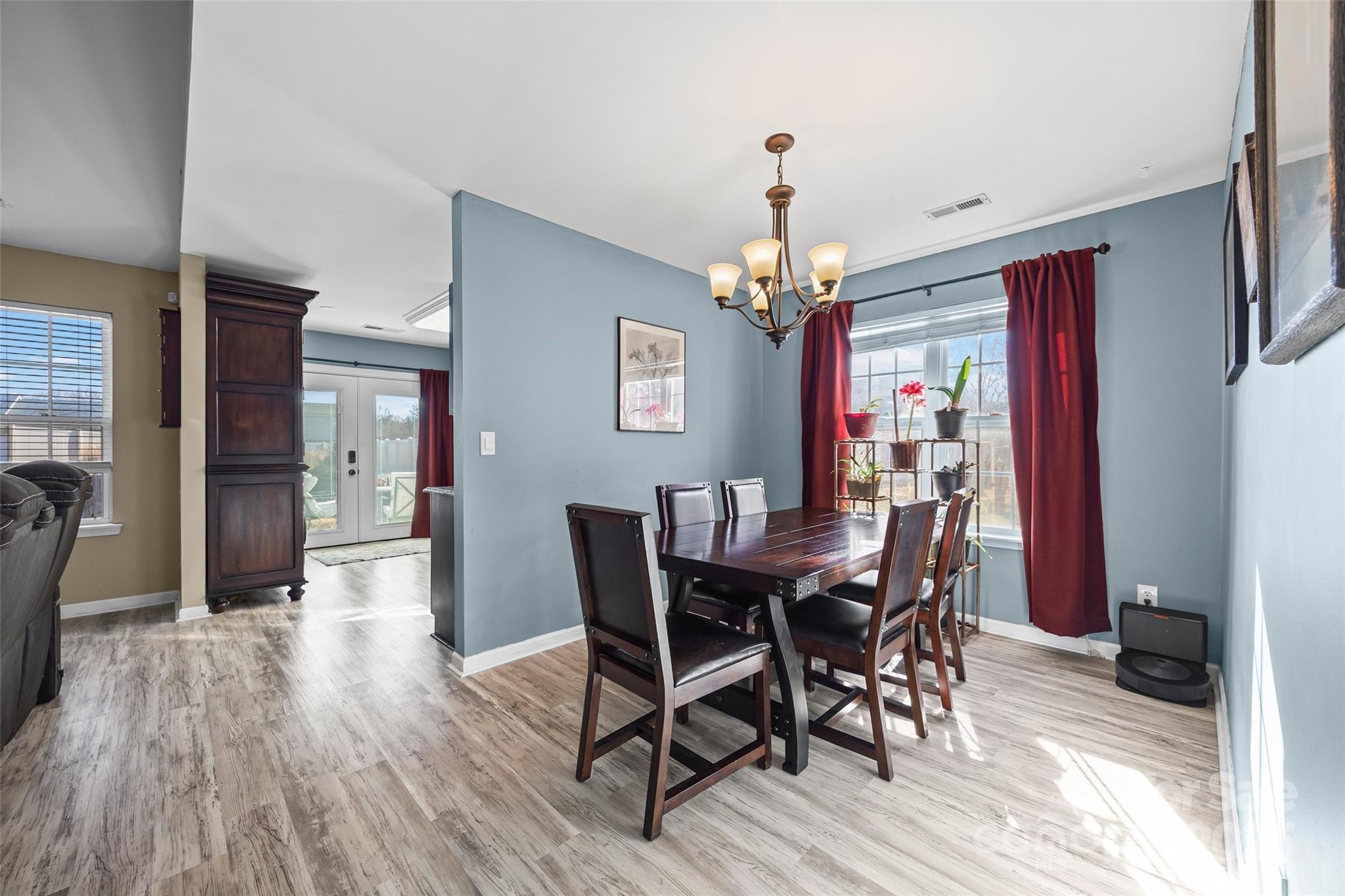 14048 Ballyshannon Lane Charlotte, NC 28278 - Photo 9 of 24