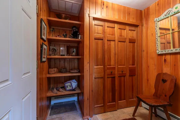 $1,140,000 | 70 Hunter Lane, Jamaica, VT 05343