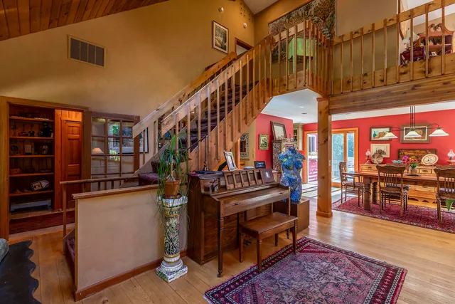 $1,200,000 | 70 Hunter Lane, Jamaica, VT 05343