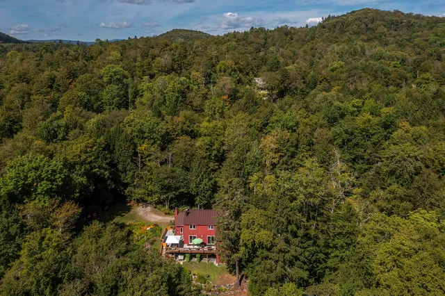 $1,200,000 | 70 Hunter Lane, Jamaica, VT 05343