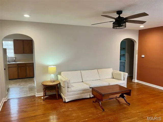 $159,900 | 46 Washington Place, Edwardsville, IL 62025