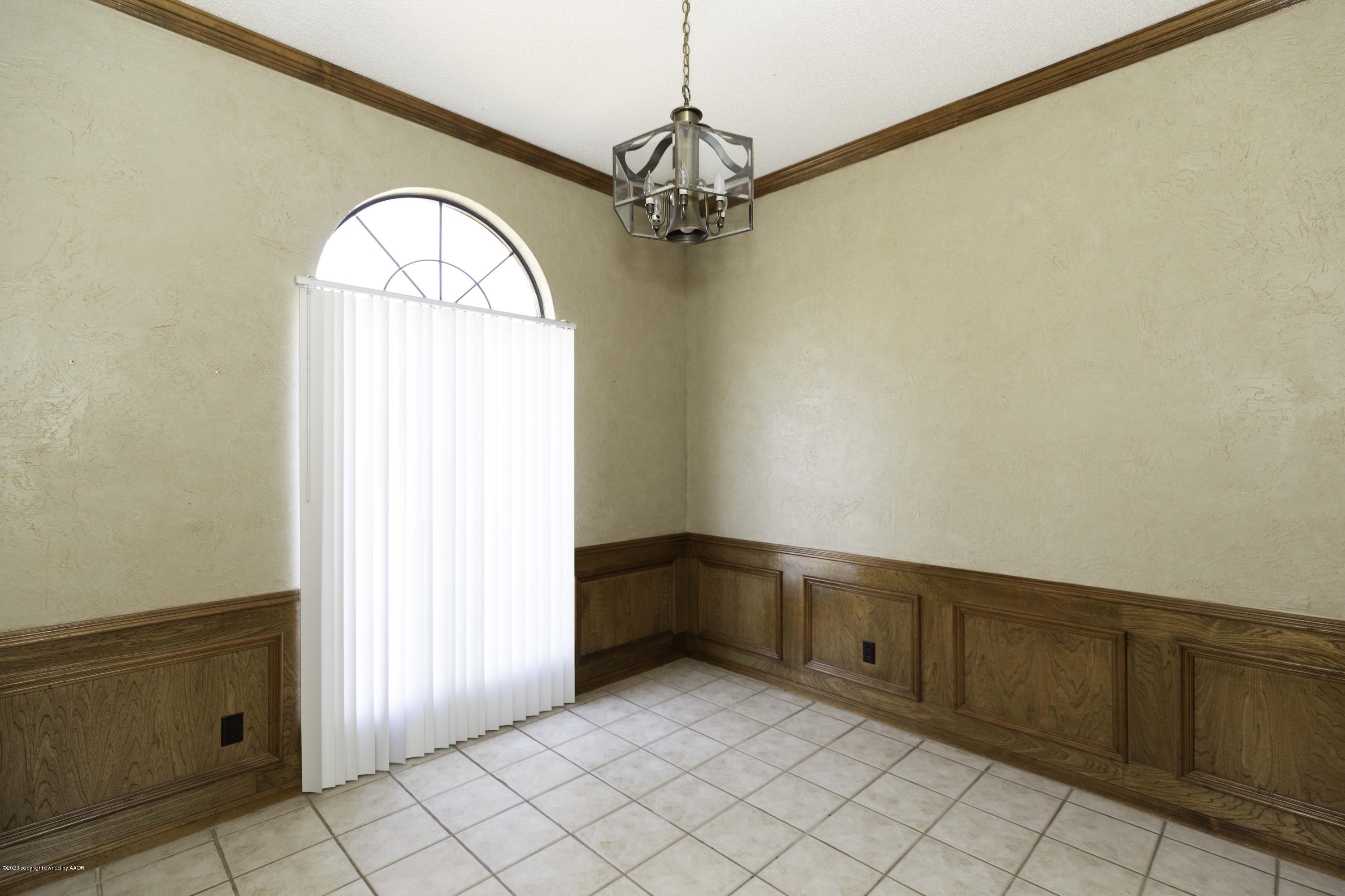 6415 Drexel Road Amarillo, TX 79109 - Photo 13 of 35 DINING VIEW 2