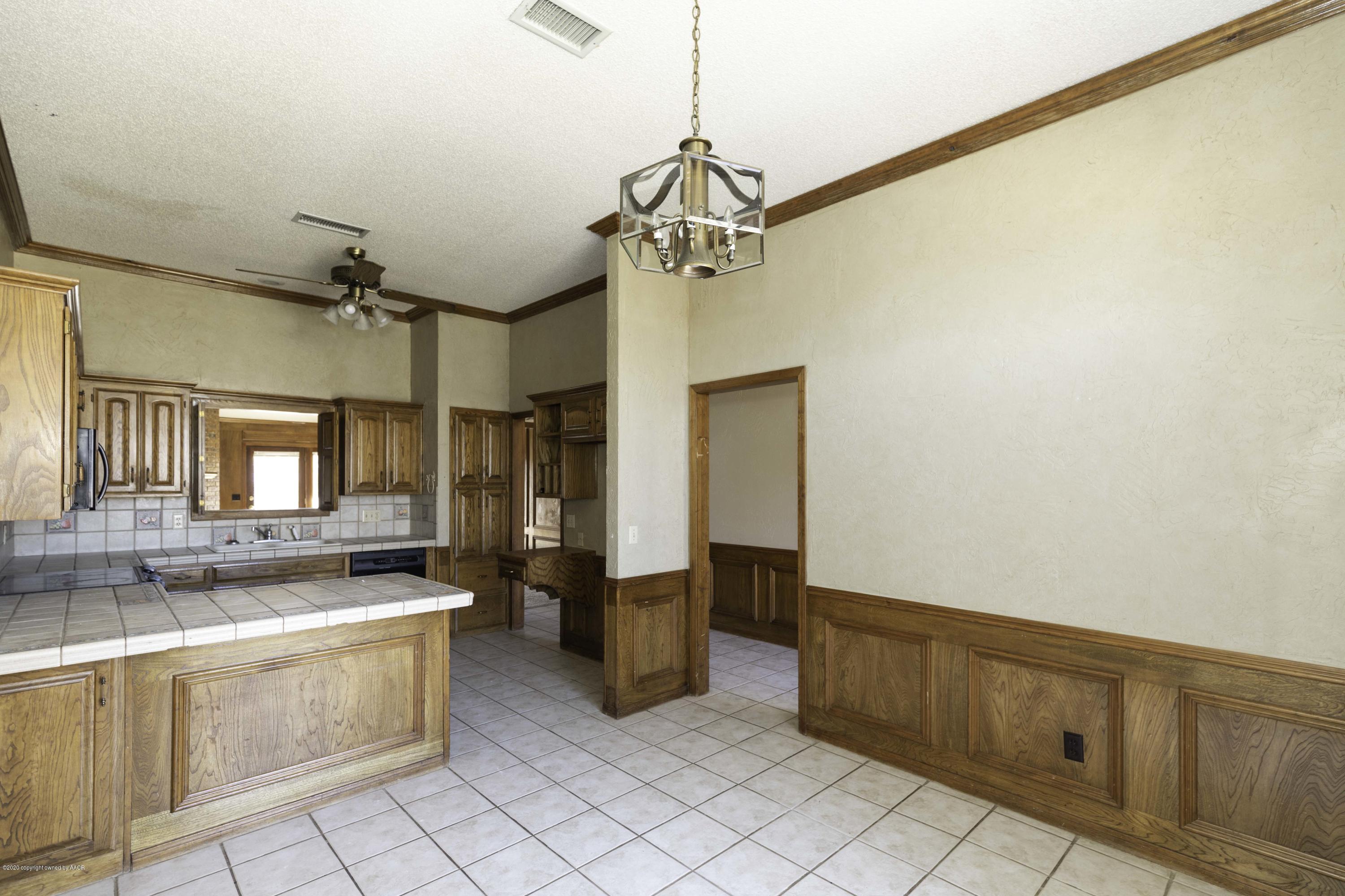 6415 Drexel Road Amarillo, TX 79109 - Photo 14 of 35 DINING VIEW 3