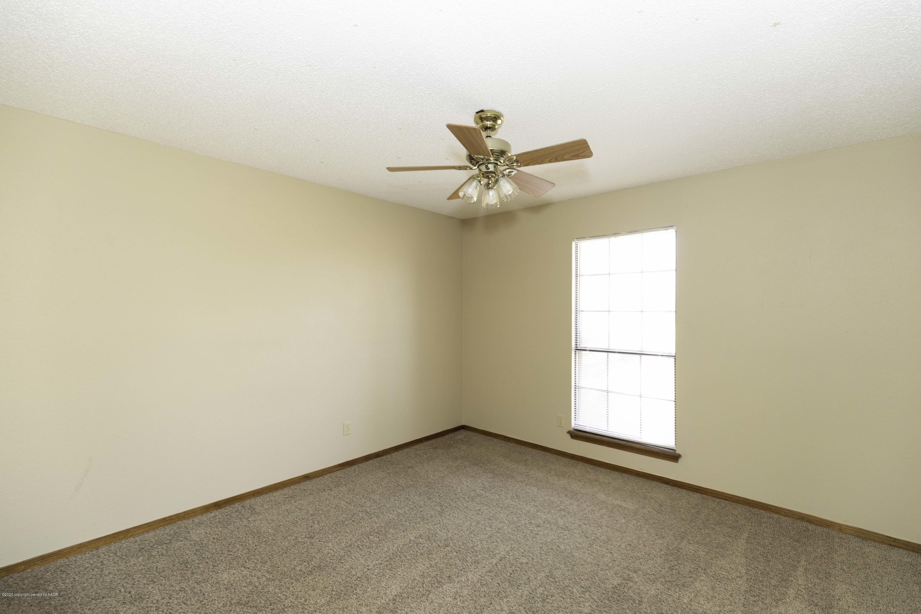6415 Drexel Road Amarillo, TX 79109 - Photo 21 of 35 BEDROOM 2 VIEW 1