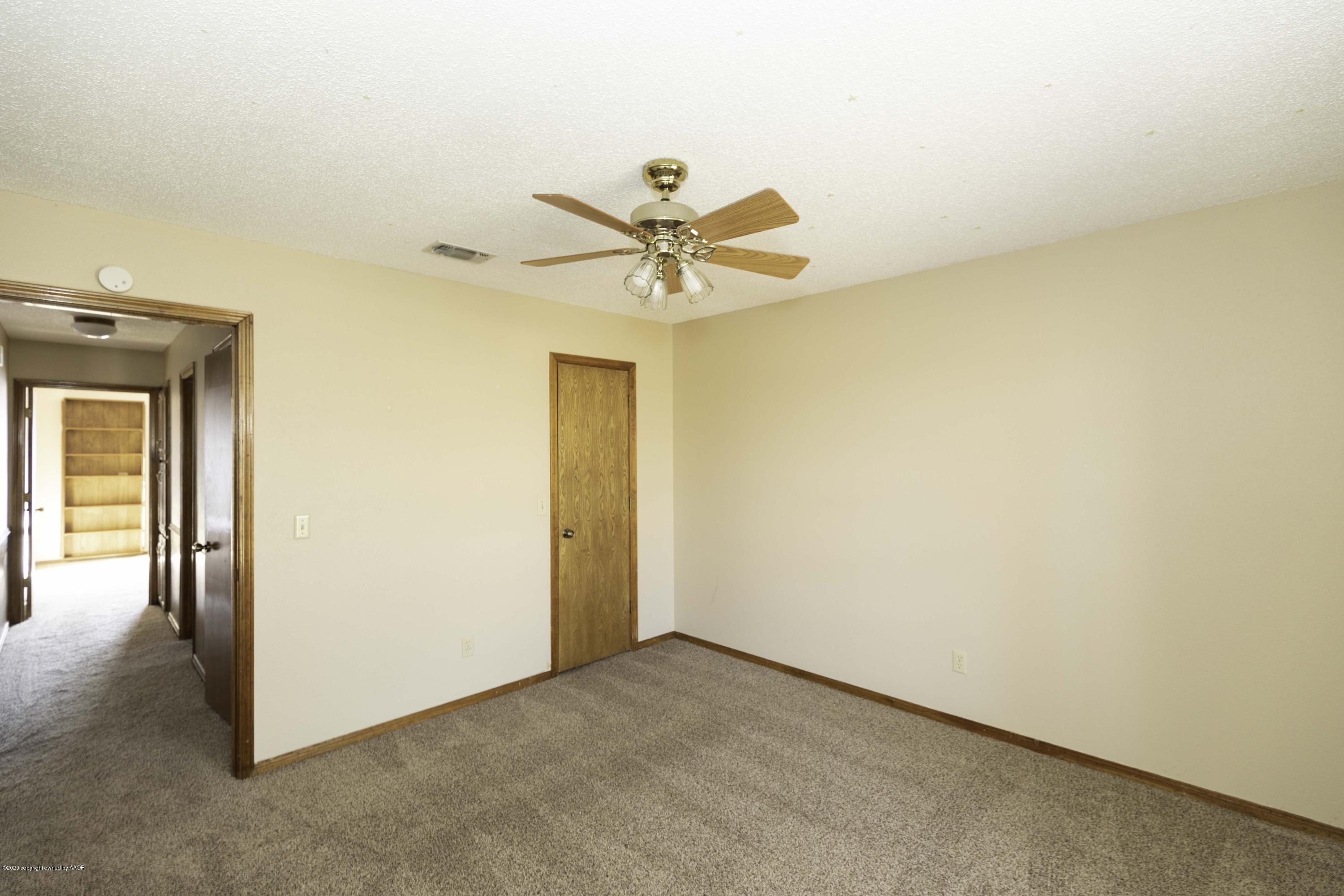 6415 Drexel Road Amarillo, TX 79109 - Photo 22 of 35 BEDROOM 2 VIEW 2